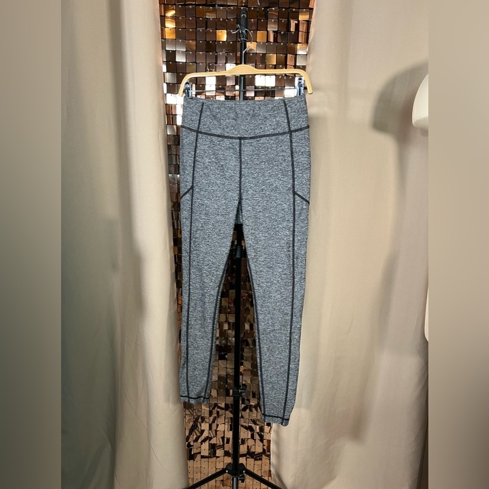 Victoria Secret Sport Grey Merle Knockout Tights Size Medium